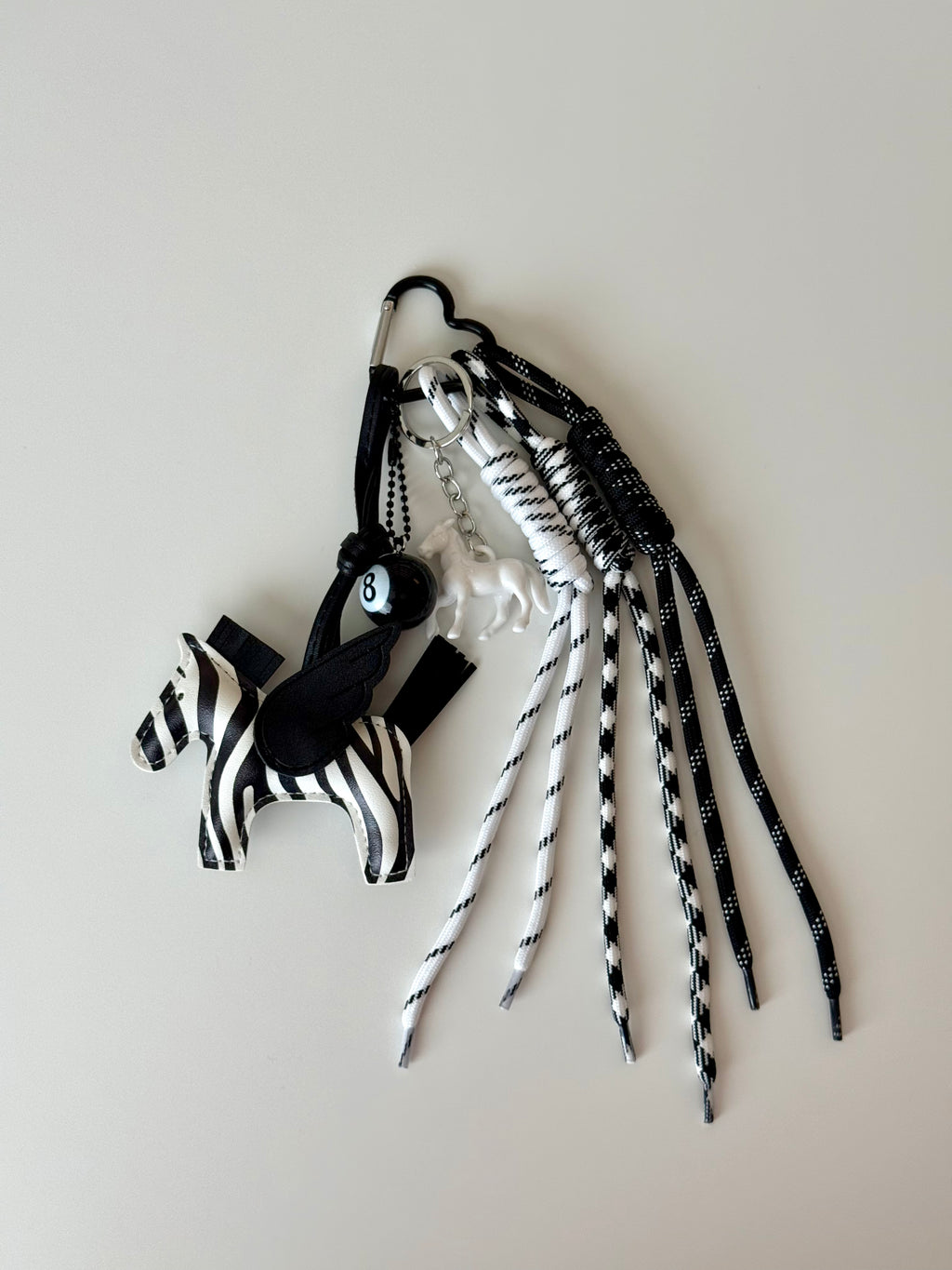 Midnight Pegasus Charm Keychain 🖤🪽