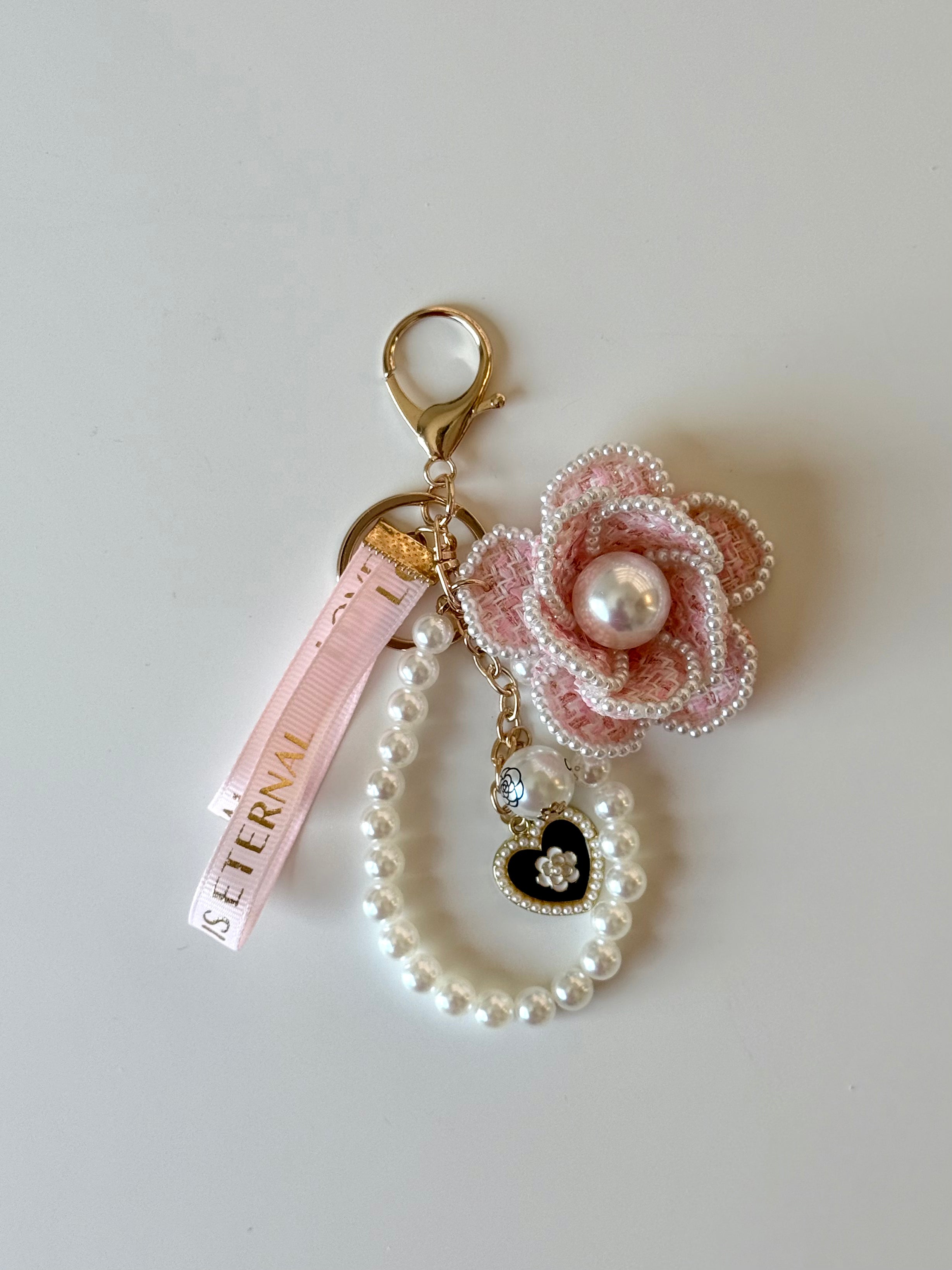Pearl Bloom Keychain 🌸