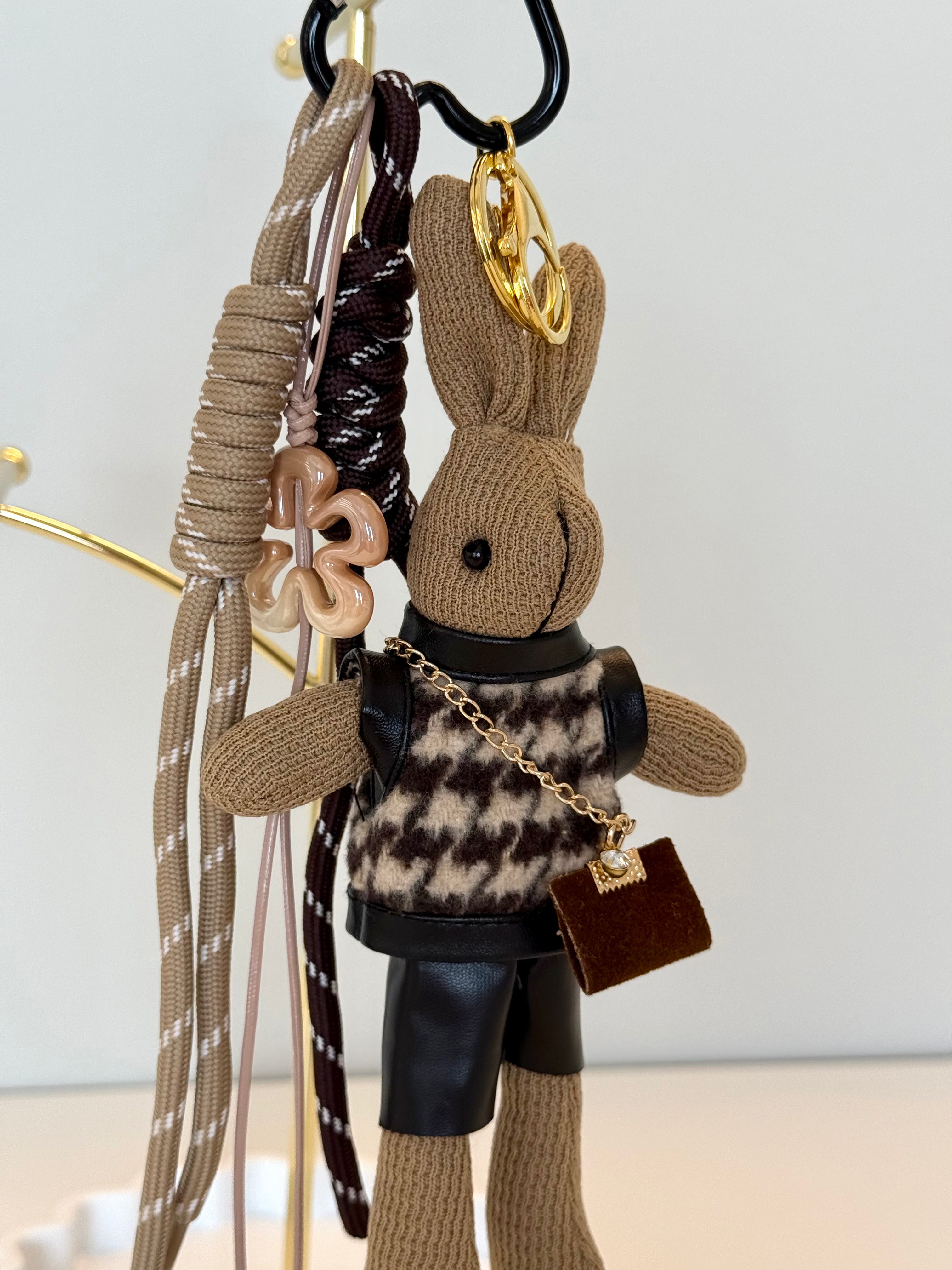 Chic Bunny Charm Keychain 🐰🤎